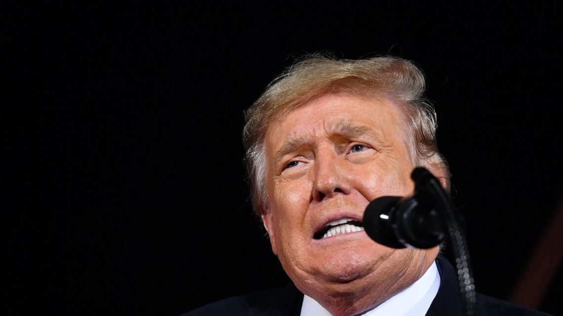 Report: Donald Trump Should Start Panicking