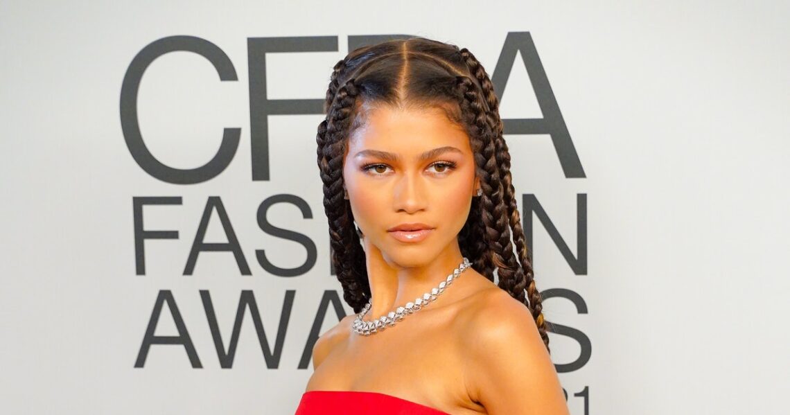 The 16 Best-Dressed Celebrities At The 2021 CFDA Awards