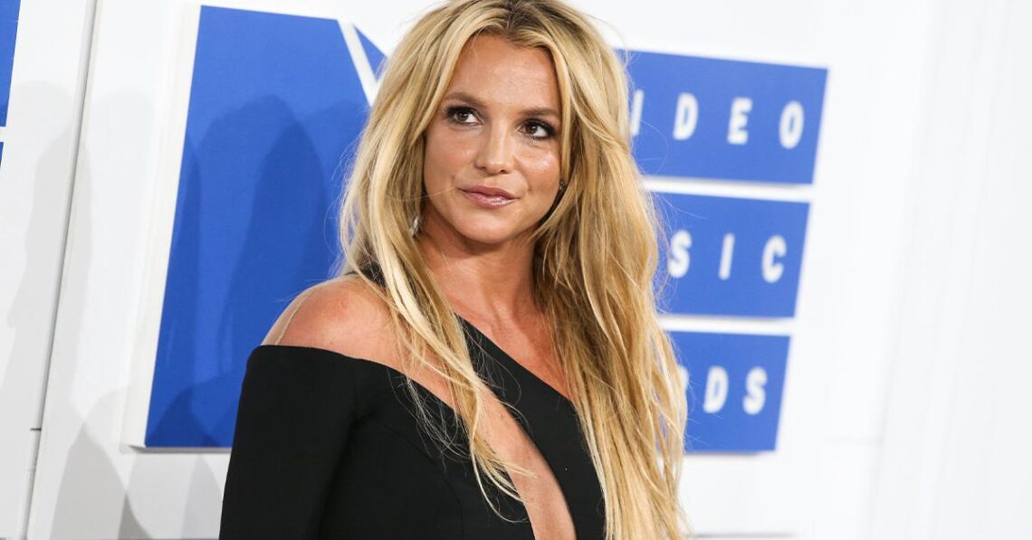 Britney Spears’ Former Social Media Manager Speaks Out After Claiming To Have Received Threats From ‘Free Britney’ Supporters Britney Spears’ Former Social Media Manager Speaks Out After Claiming To Have Received Threats From ‘Free Britney’ Supporters