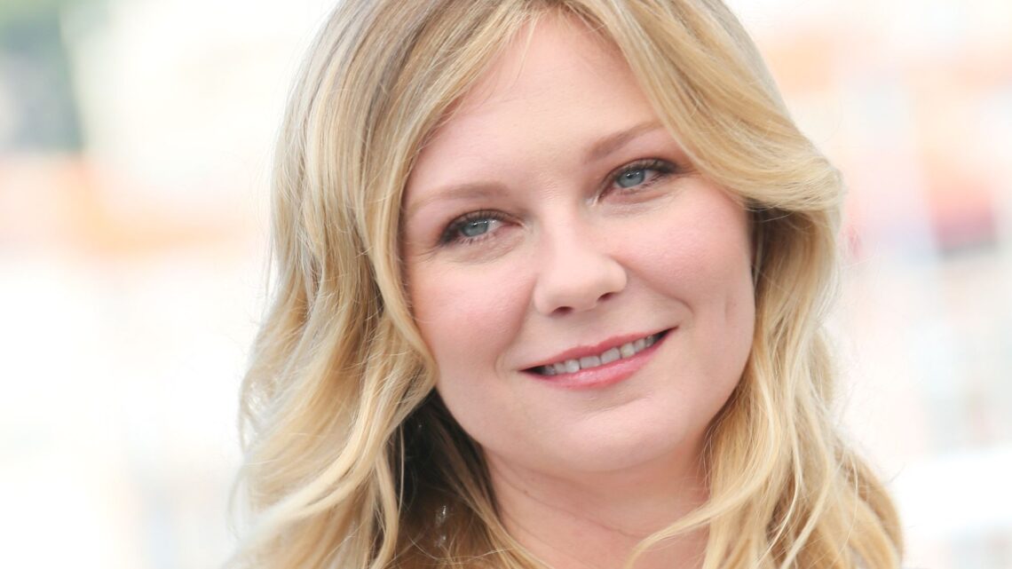 Kirsten Dunst Recalls Producer’s Rude Attempt To Make Her ‘Fix’ Teeth: ‘Mmmmm, No’