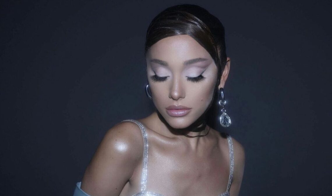 How The Internet Is Reacting To Ariana Grande’s r.e.m Beauty
