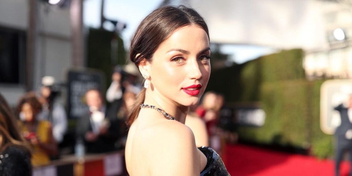 Ana de Armas: Inside my beauty bag video