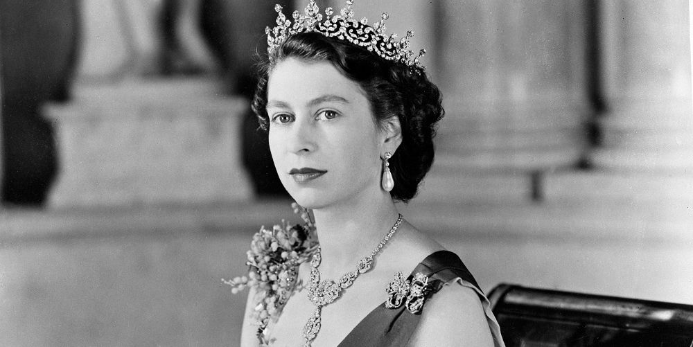 Regina Elisabetta, la sua collana più preziosa vale 66 milioni