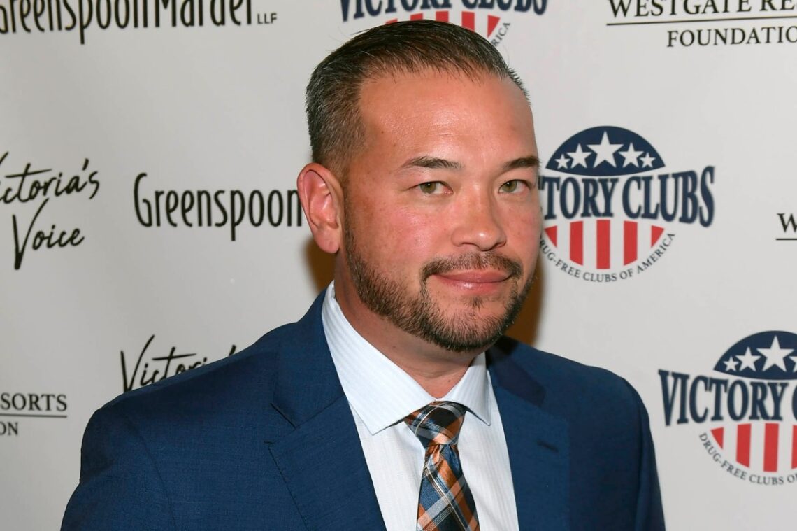 Jon Gosselin hospitalized after being bitten by venomous spider while asleep