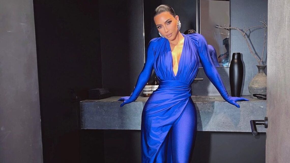 Kim Kardashian Reportedly Thinks It’s “Strange” Kanye Wants Her Back When Living With His New Girlfriend