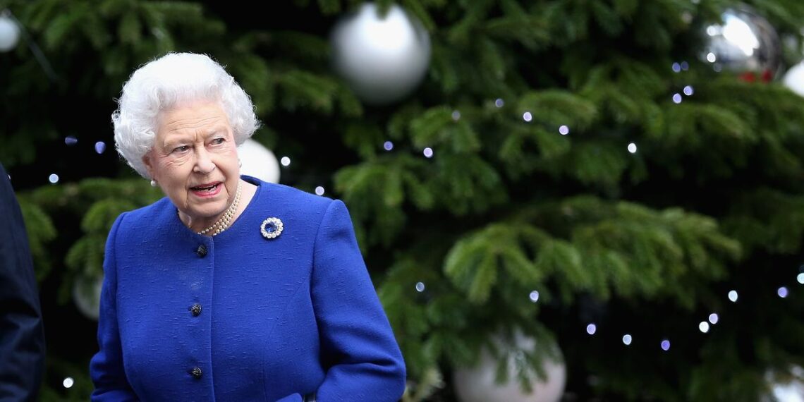 Queen Elizabeth Cancels Festive Family Gathering as COVID-19 Cases Rise