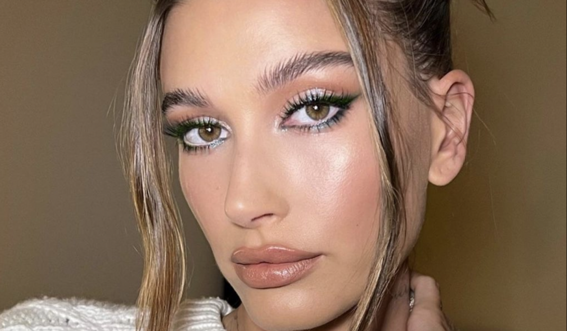 Hailey Bieber’s Emerald Eye Makeup Is All I Want To Wear