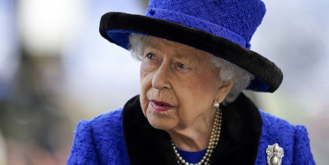 In 2021 Queen Elizabeth Was Forced More Than Once to Say Goodbye