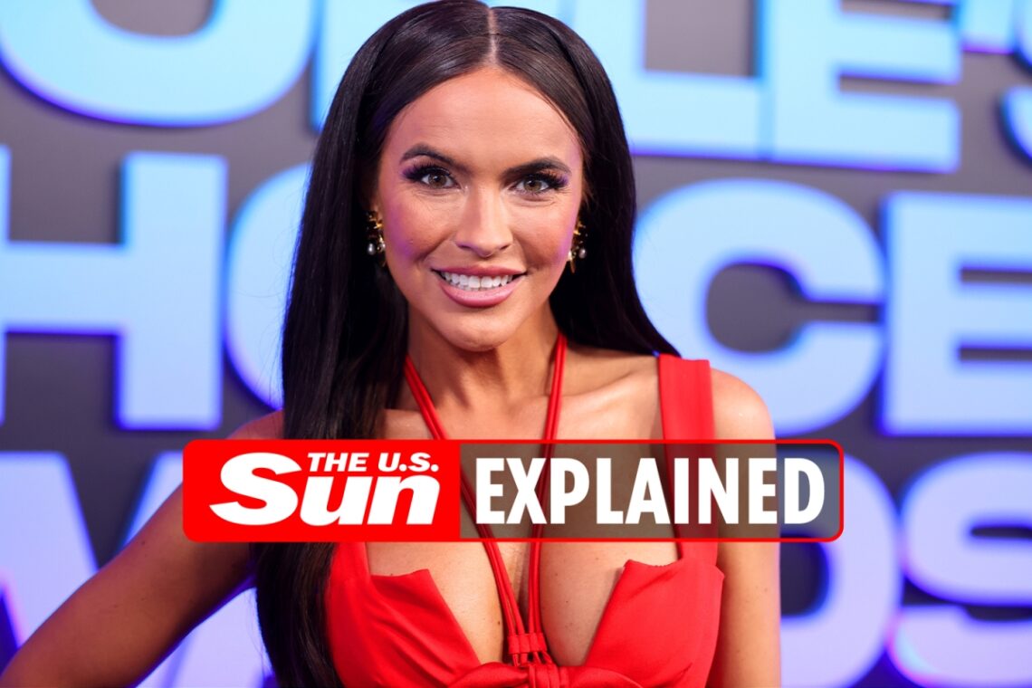 What is Chrishell Stause’s net worth?