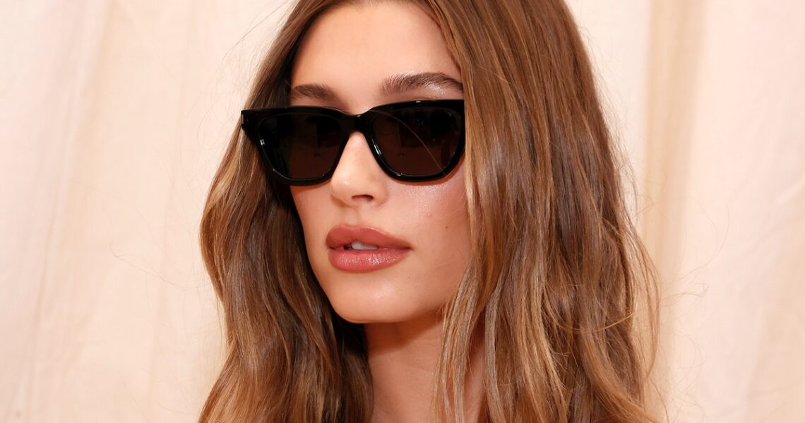 Hailey Bieber Got Another Neck Tattoo