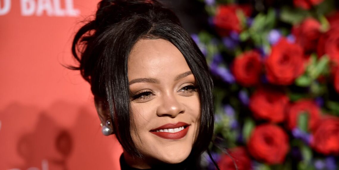 Best Celebrity Instagrams from Christmas 2021, from Rihanna to Mariah Carey Best Celebrity Instagrams from Christmas 2021, from Rihanna to Mariah Carey