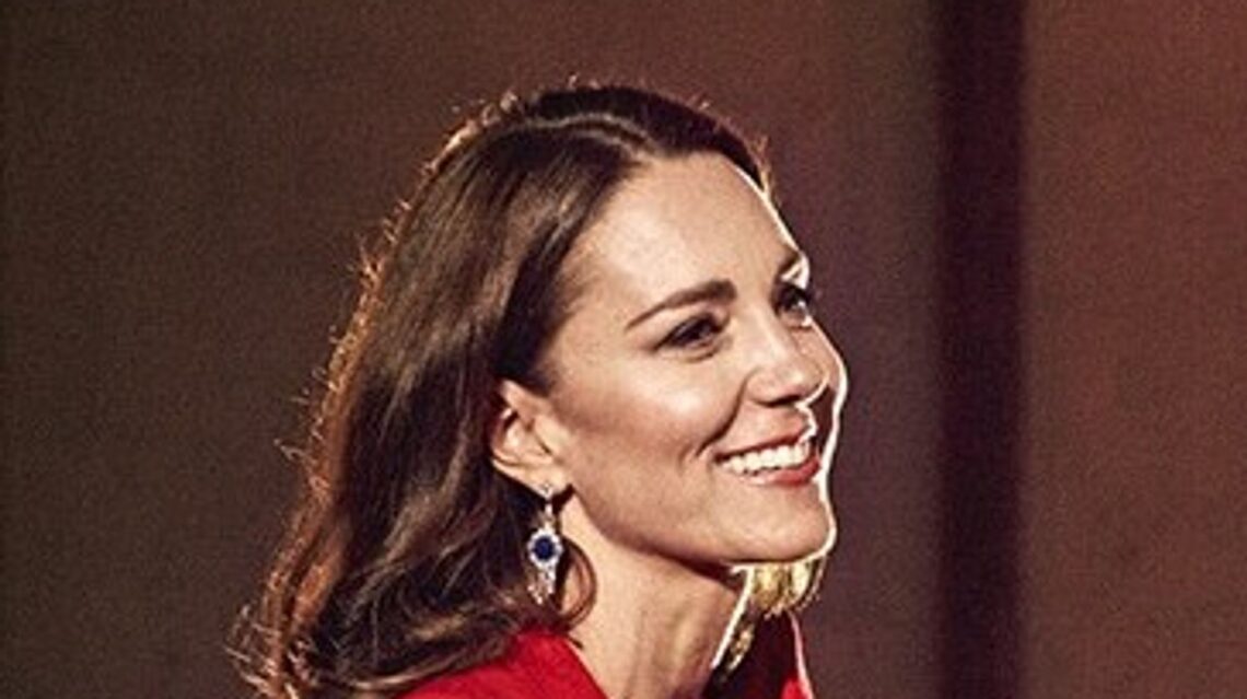 Singer Praises Kate Middleton’s Piano Skills After Surprise Performance