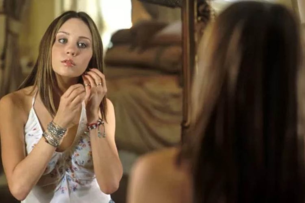 Amanda Bynes Follows in Britney Spears’ Footsteps, Asks to End Conservatorship