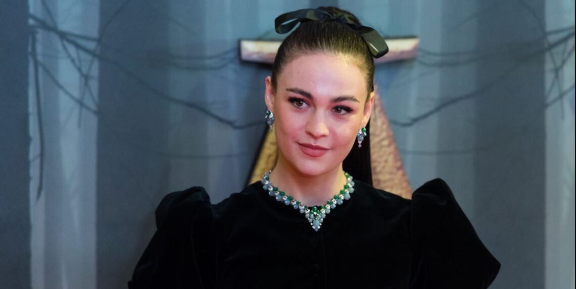 Sophie Skelton Talks Brianna Fraser Mackenzie’s Role Reversal in ‘Outlander’ Season 6