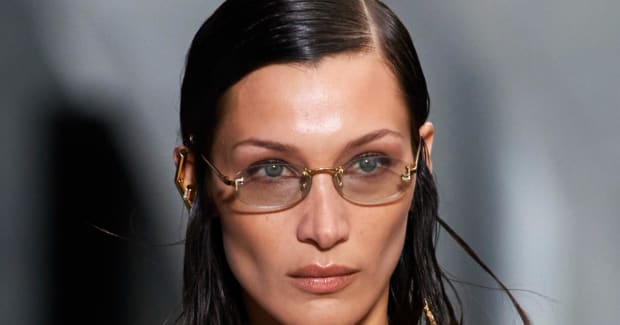 Fashion Has Wholeheartedly Endorsed Just… Not Drying Your Hair