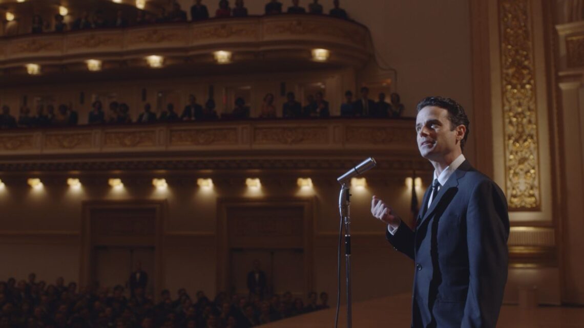 Luke Kirby on Finally Breaking Lenny and Midge’s Sexual Tension