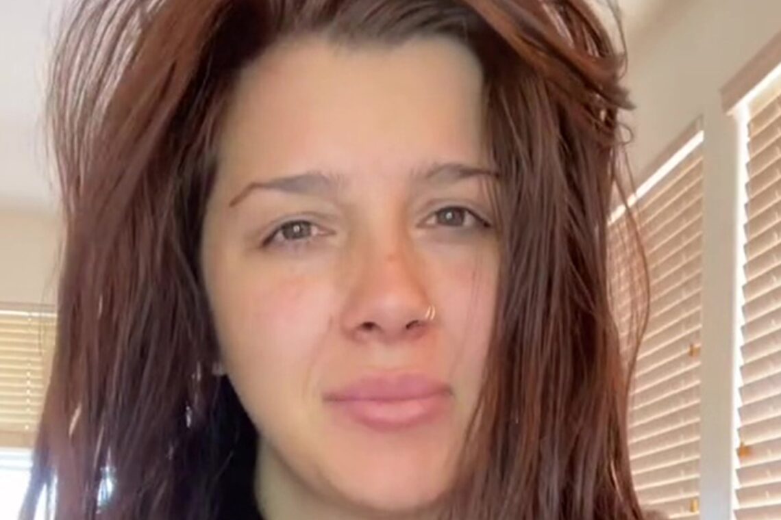 I’m a Freelance Hot Girl, I can’t be bothered to do my make-up most of the time but when I do I look like so different