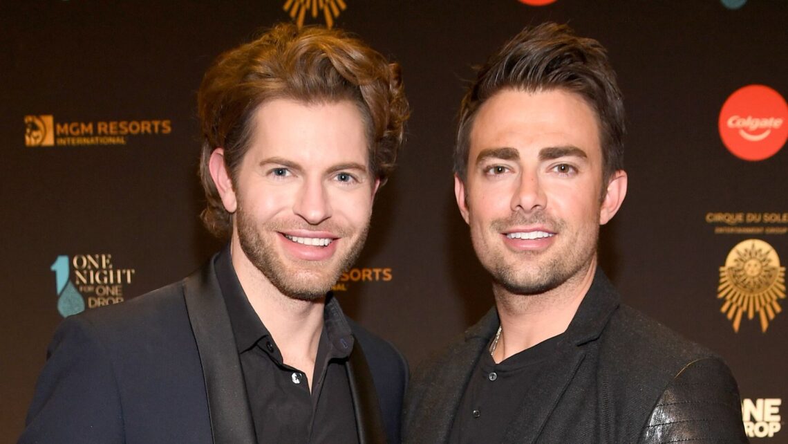 ‘Mean Girls’ Star Jonathan Bennett Marries Jaymes Vaughan In Mexico