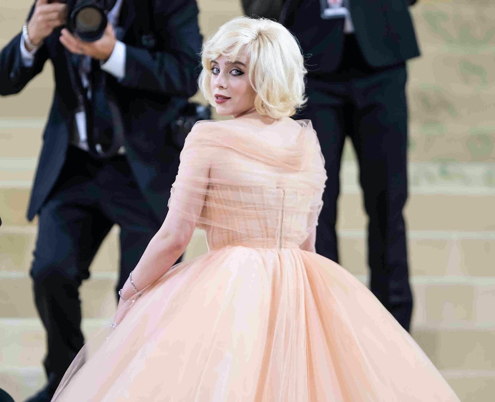 Met Gala Slammed Over 2022 Theme Choice — 2022 Met Gala Hosts Gilded Glamor Ukraine