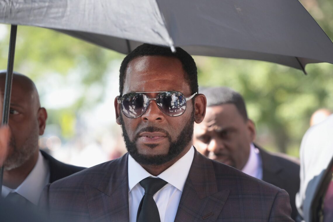(Video) Woman Alleges R. Kelly Sang To Her From The Same Prison As Her Incarcerated Father In Viral Video