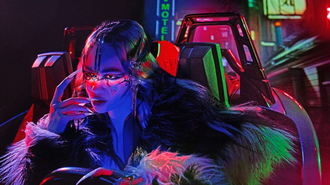 April 2022, Awards Insider 2022, and Quincy Isaiah VF.com U.S. Credits