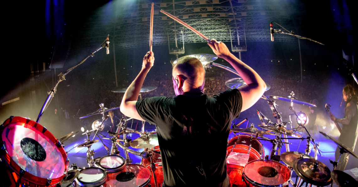 Korn’s Tour Bus Struck By Gunfire Hours Before Illinois Show