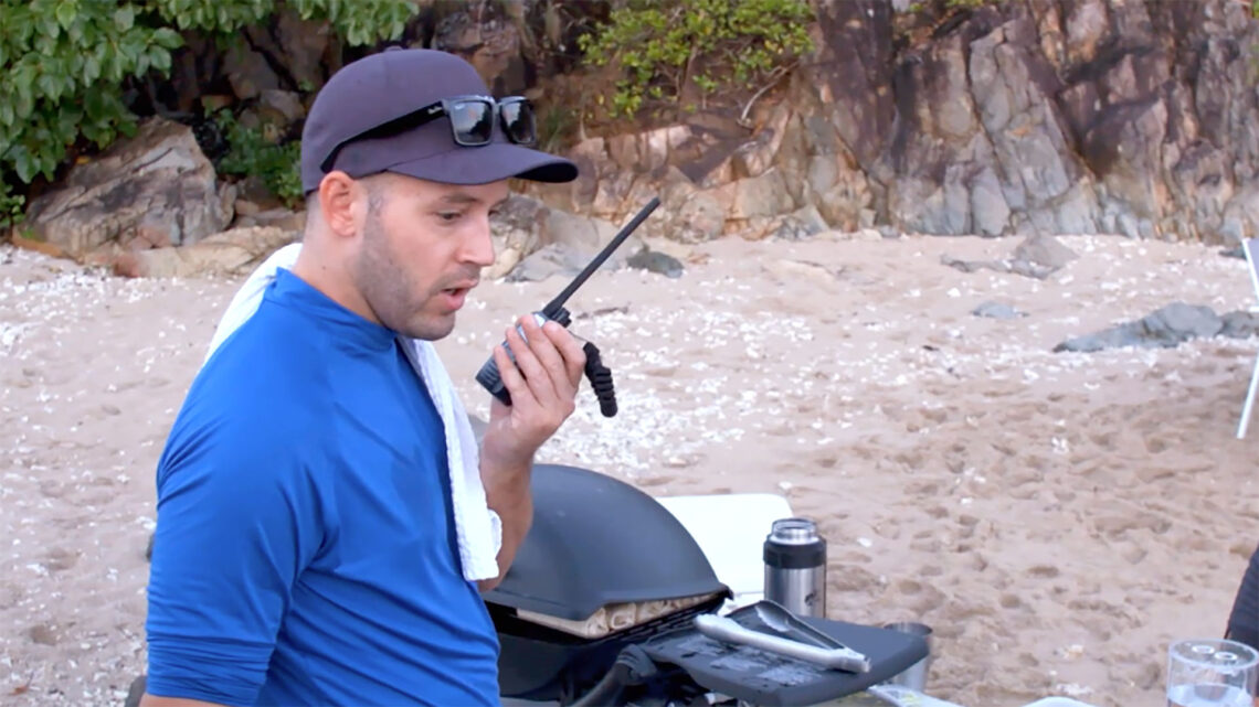 Watch The Chef Has Forgotten the Most Important Part of His Beach Picnic Meal