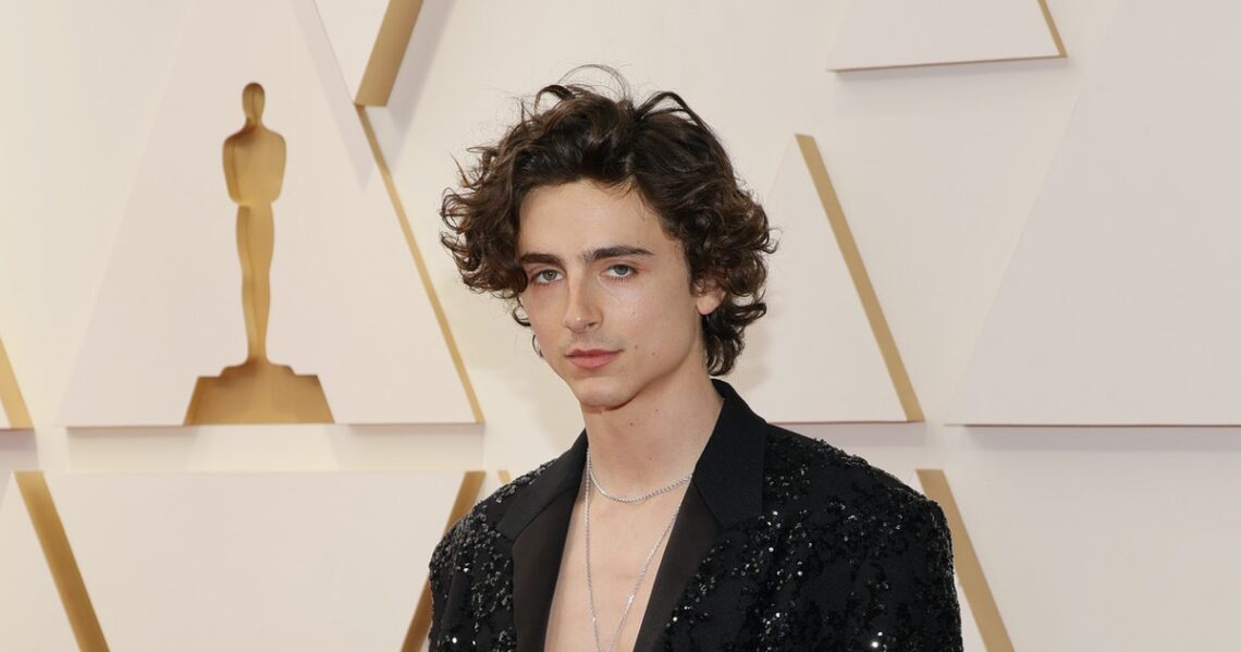 Timothée Chalamet Arrives Shirtless At The Oscars