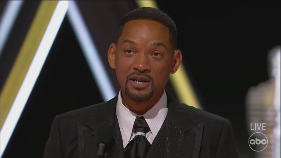 Will Smith Dances With Oscar to ‘Gettin’ Jiggy Wit it’ After Chris Rock Slap at Vanity Fair Party