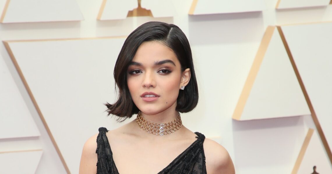 The 17 Best-Dressed Celebrities At The 2022 Oscars