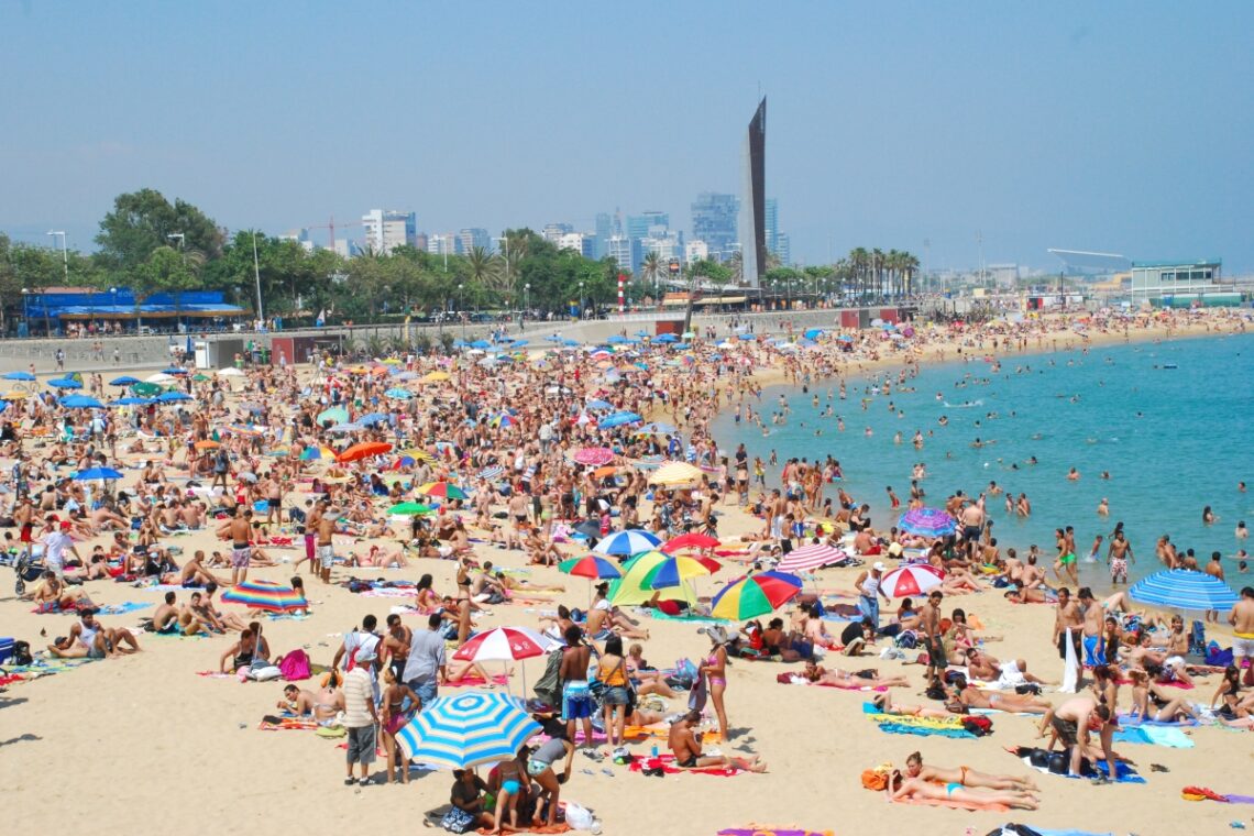 You could be fined £25 for smoking on a popular tourist holiday beach