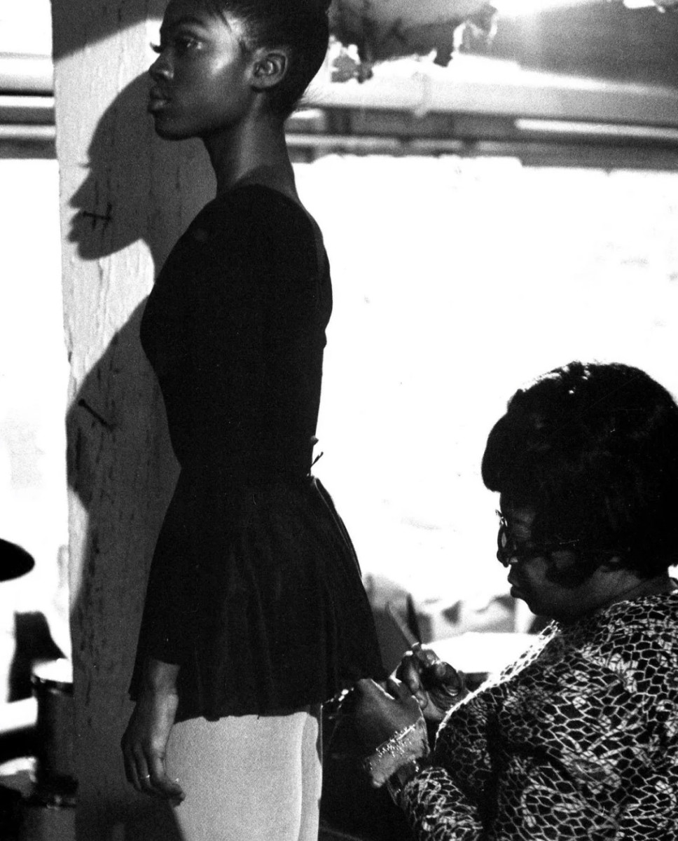 GLAZED NYC IS HIRING A FASHION DESIGN CONSULTANT IN BROOKLYN, NY