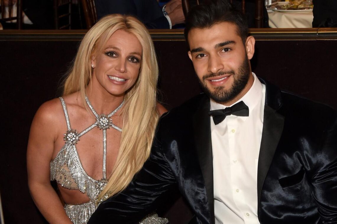 Britney Spears’ apparent pregnancy announcement leaves fans confused