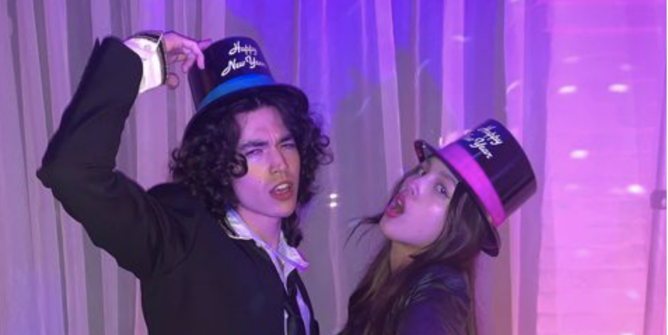 Watch Olivia Rodrigo and Conan Gray Recreate This Memorable Scene from “Twilight”