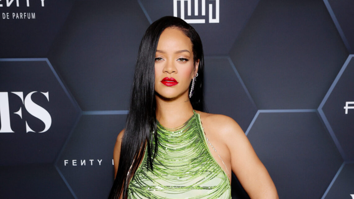 Of Course Rihanna and Her Instantly-Iconic Maternity Style Got a ‘Vogue’ Cover