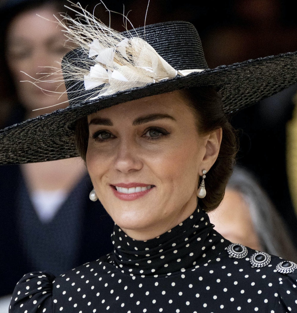 ‘The Crown’ is Searching for Its Kate Middleton — The Crown Netflix Queen Elizabeth Royals