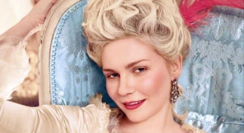 French Royalty Hygiene in the Palace of Versailles — Marie Antoinette Bathing Beauty