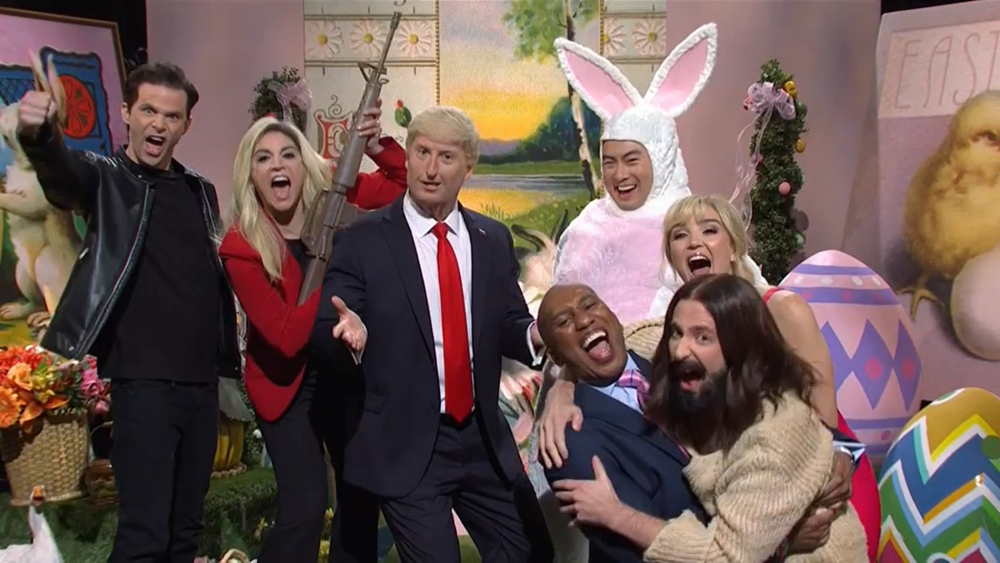 ‘Saturday Night Live’ Cold Open Takes Aim at Elon Musk, Britney Spears, Majorie Taylor Greene and Trump