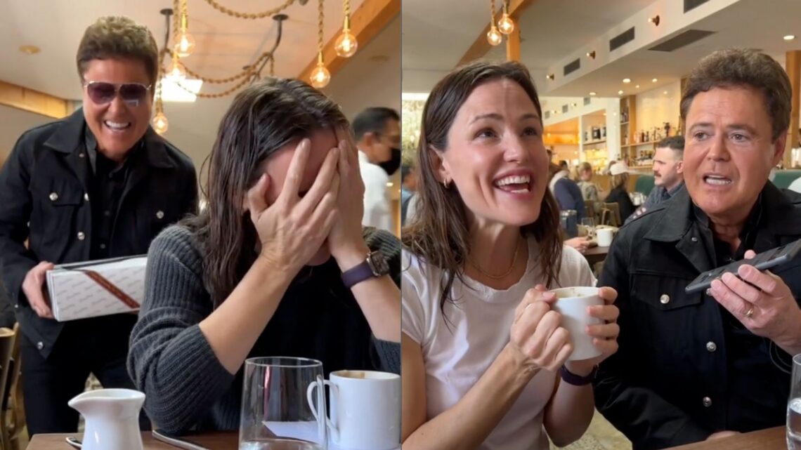 Jennifer Garner Absolutely Loses It Over Donny Osmond Surprise For 50th Birthday