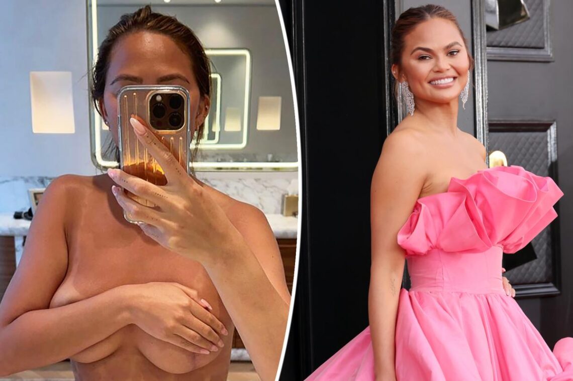 Chrissy Teigen poses totally nude in steamy mirror selfie