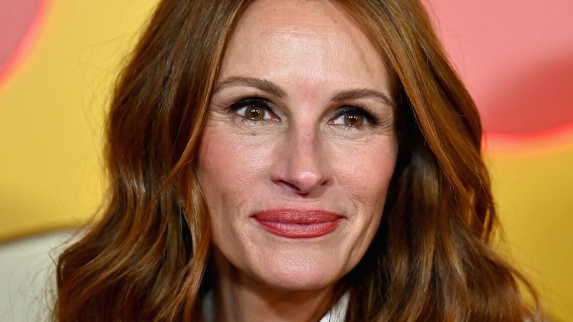 Julia Roberts Reveals Reason Behind Her 20-Year Break From Rom-Coms