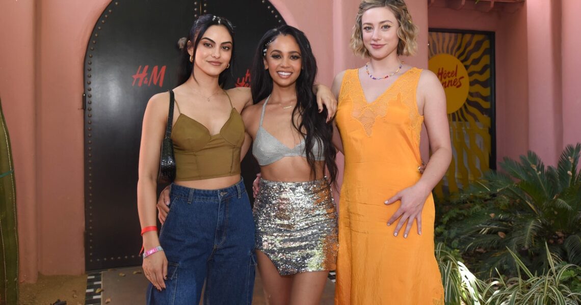 At Coachella 2022 With ‘Riverdale’ Stars Camila Mendes, Vanessa Morgan, & Lili Reinhart