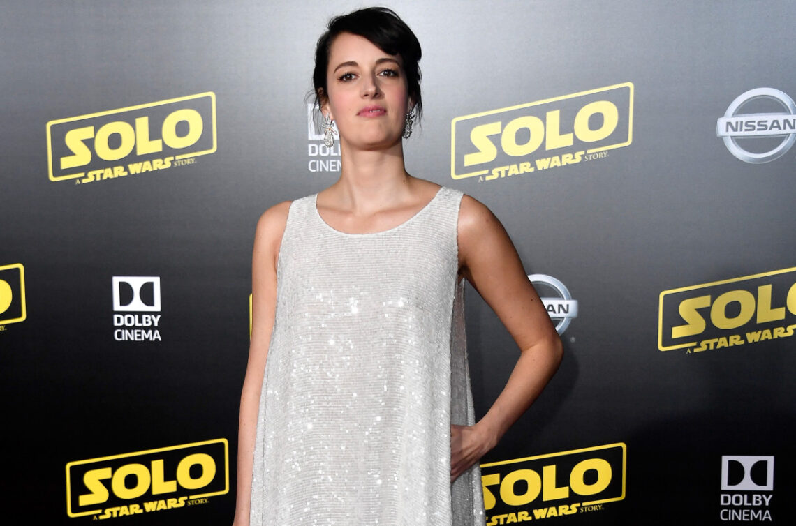 Great Outfits in Fashion History: Phoebe Waller-Bridge Sparkling in Adam Lippes