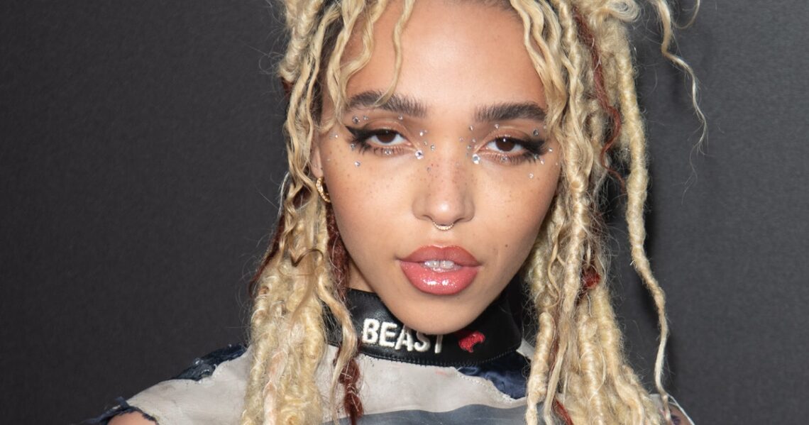 FKA Twigs’ New Music Video Is Extreme 3D Nail Art Inspiration