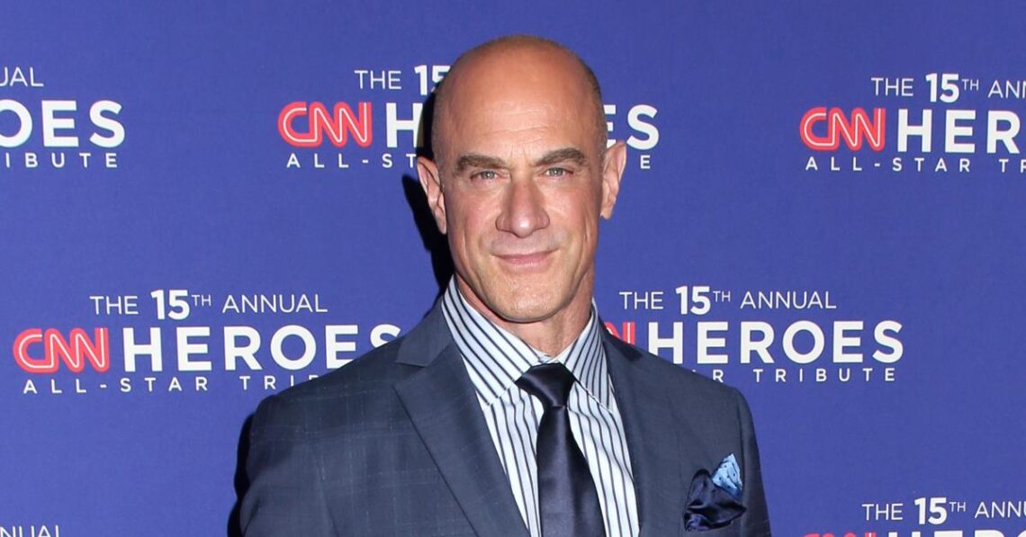 Christopher Meloni’s New Hunk Status Is Inflating His Ego, Spills Source: ‘He Looks Good & He Knows It’