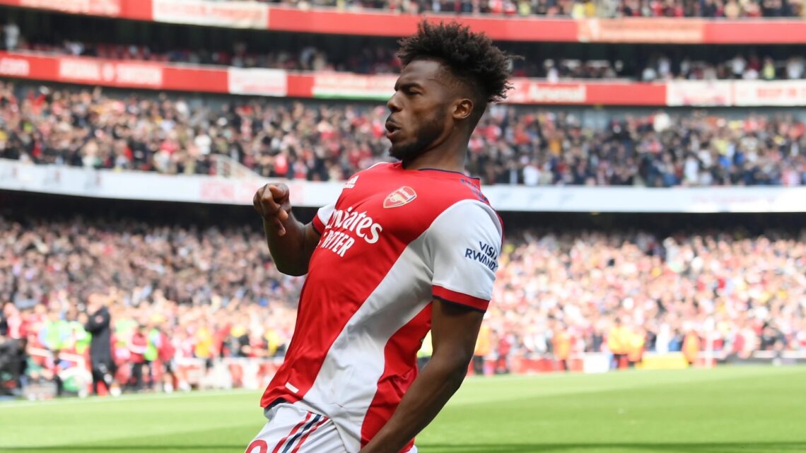 Nuno Tavares leaves Arsenal fans in stitches with awful knee slide attempt after Man Utd goal