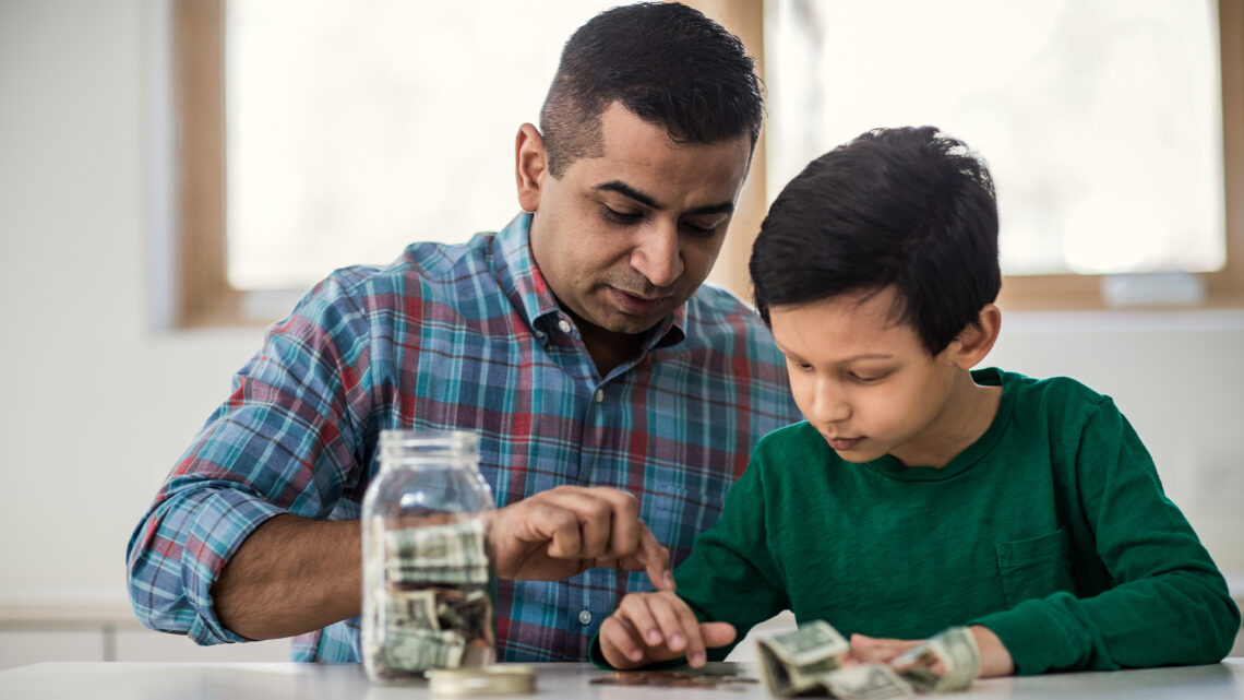 ‘Family stimulus check’ -Households earning under $200,000 a month could get $1,250 in new proposal