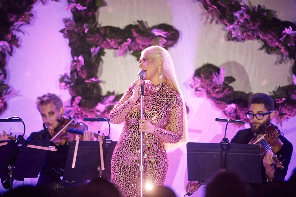 Christina Aguilera and Ricky Martin to Perform at amfAR Cannes Gala