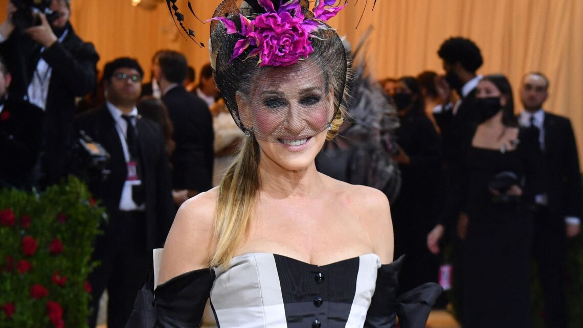 Sarah Jessica Parker’s Met Gala Outfit Honors A Piece Of Black History