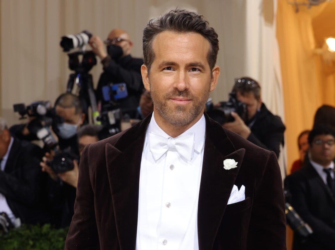 Ryan Reynolds Wears OMEGA Watch at 2022 Met Gala